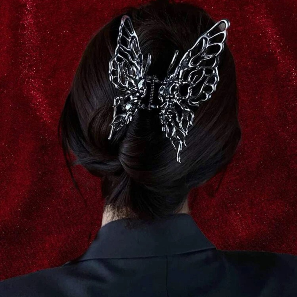 🦋 Large Goth dark Butterfly hair claw New! Metal